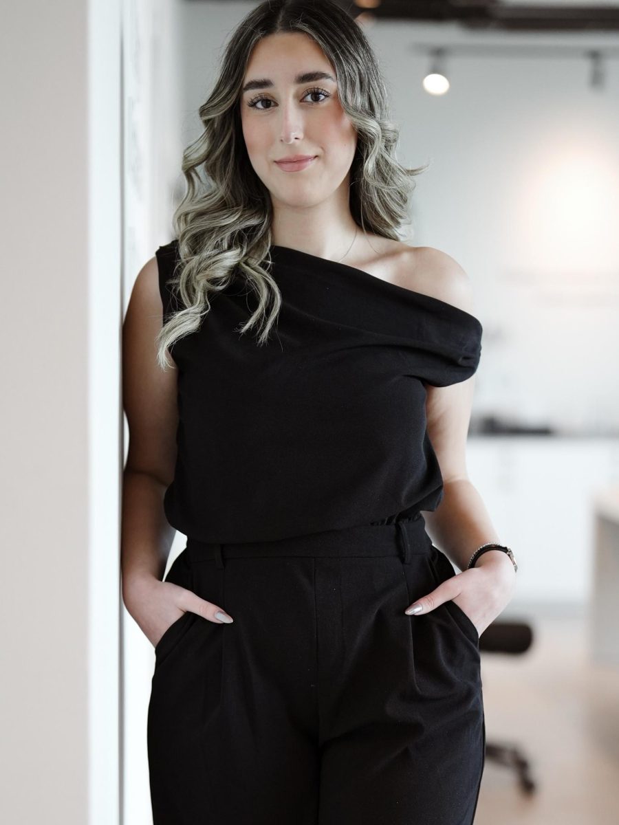 Sinna, Intermediate Designer